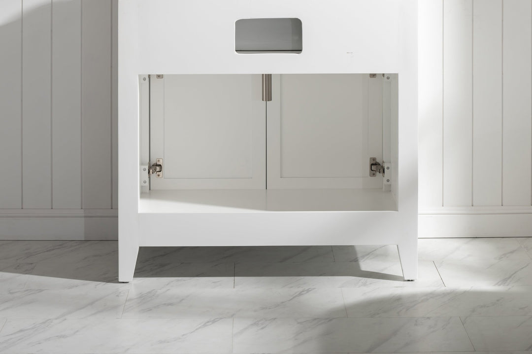 Burbank 36" Single Sink Vanity with Quartz Top - Design Element Bath Kitchen - Bathroom Vanity - Golden Oak with Matte Black Hardware